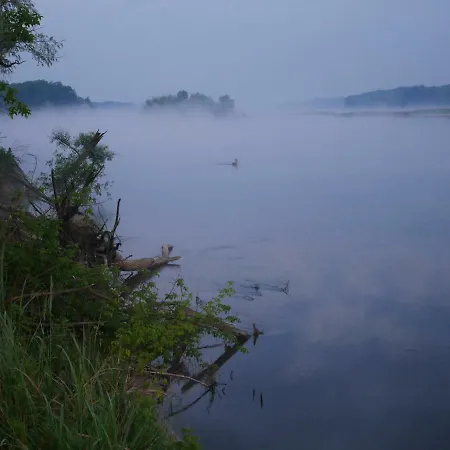 Domek Nad Lakami. Miedzy Wisla A Kampinosem Dom wakacyjny *