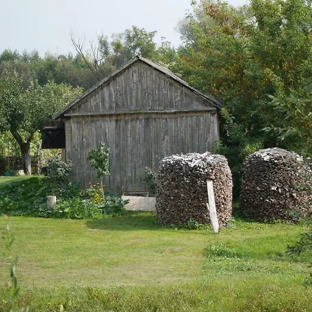 Domek Nad Lakami. Miedzy Wisla A Kampinosem Duchowne Polski